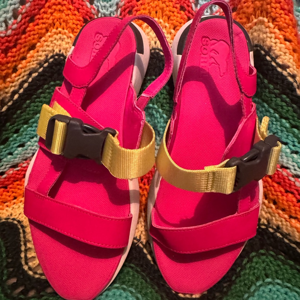 SOREL hot pink sandals